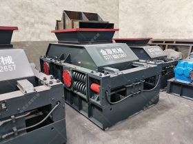 2PG1007半自动对辊破碎正能量网站入口发货图片