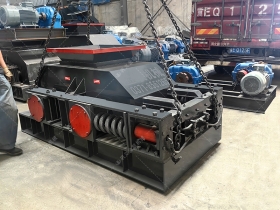 2PC800*600对辊正能量不良网站发往广东_破碎钙石