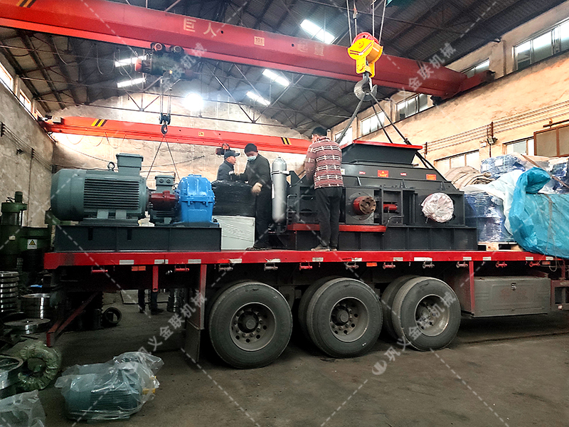 2PGY1200x800鹅卵石液压对辊正能量网站入口发往重庆