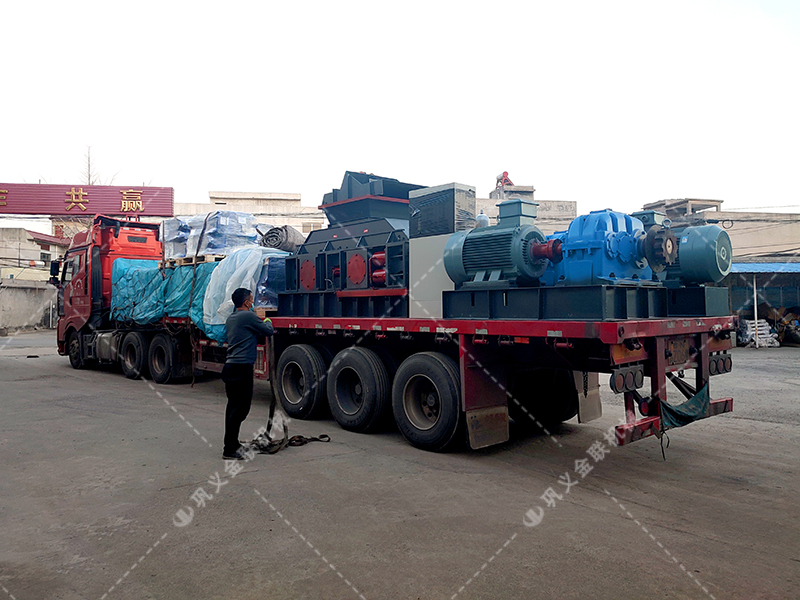 2PGY1200x800鹅卵石液压对辊正能量网站入口发往重庆