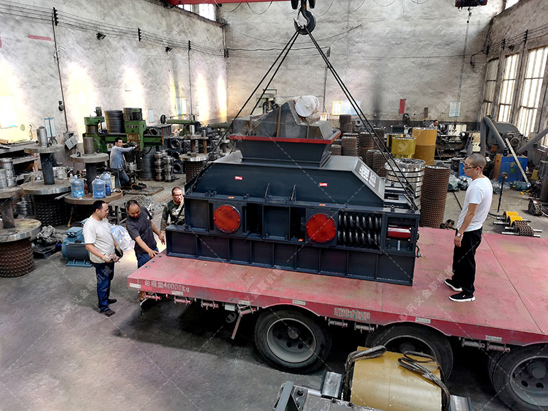 1200x800大型直连式对辊正能量网站入口发货图片