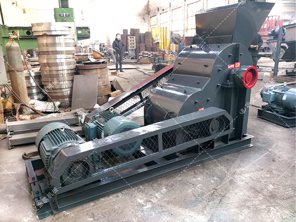 双级粉碎机-双级无筛底粉碎机-小型双级正能量不良网站-工作原理-图片-视频及型号参数