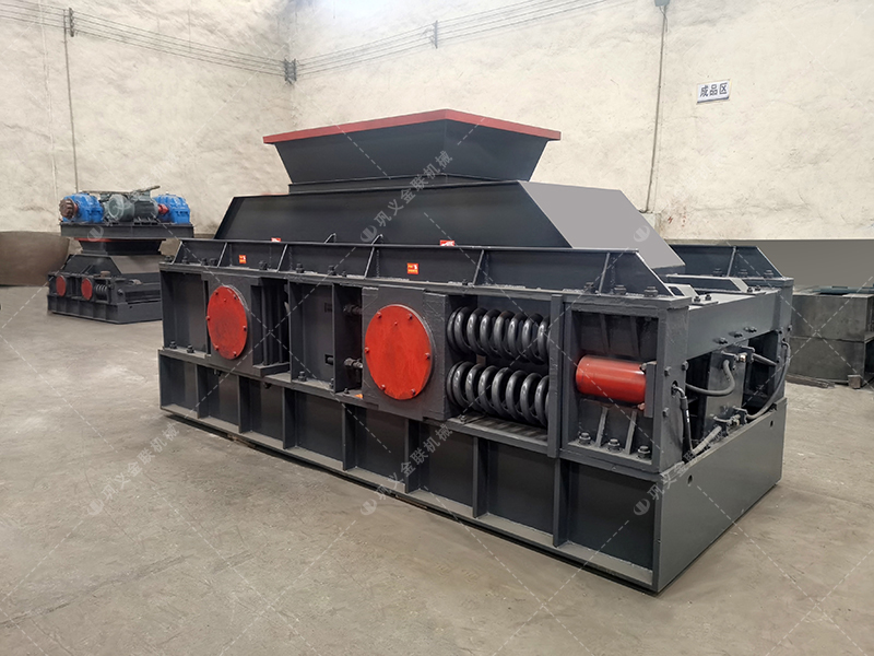 时产30-300吨玄武岩对辊正能量网站入口生产线配置及工艺流程介绍