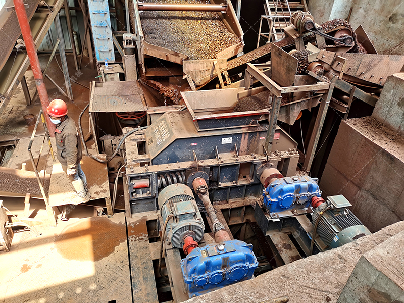 如何从网上找到好的对辊正能量网站入口品牌厂家？