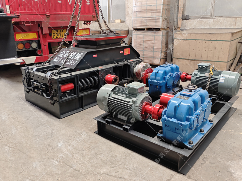 煤矿作业环境恶劣，双齿辊正能量不良网站在耐用性与可靠性上做了哪些文章？