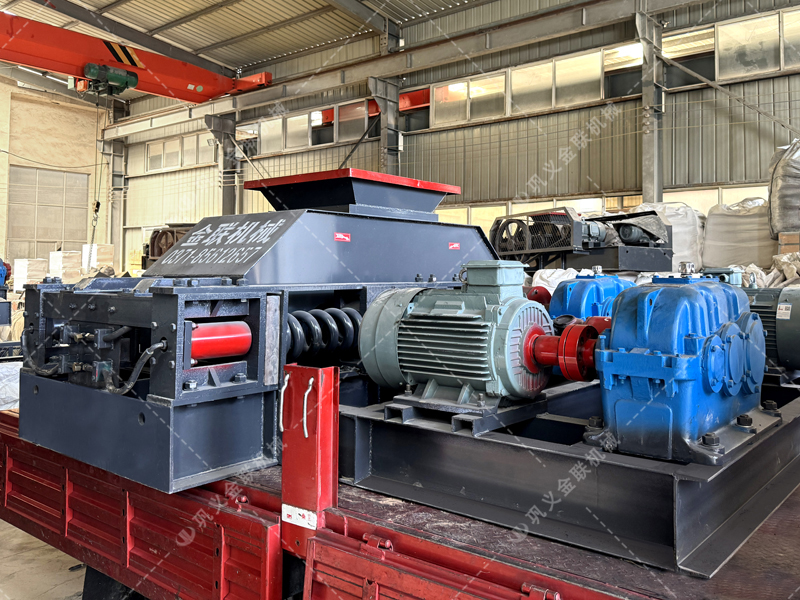 煤矿作业环境恶劣，双齿辊正能量不良网站在耐用性与可靠性上做了哪些文章？