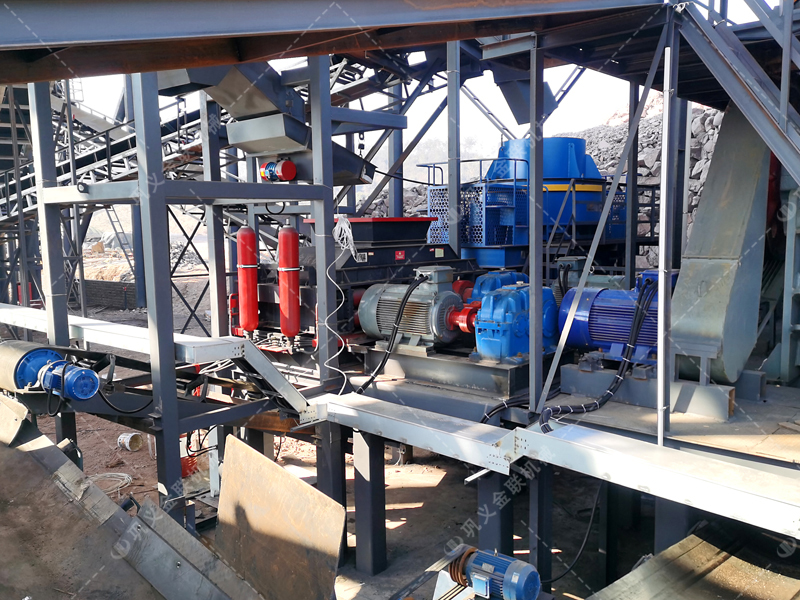 传统制砂痛点频出，液压对辊正能量网站入口提供怎样的“一站式”解决方案？