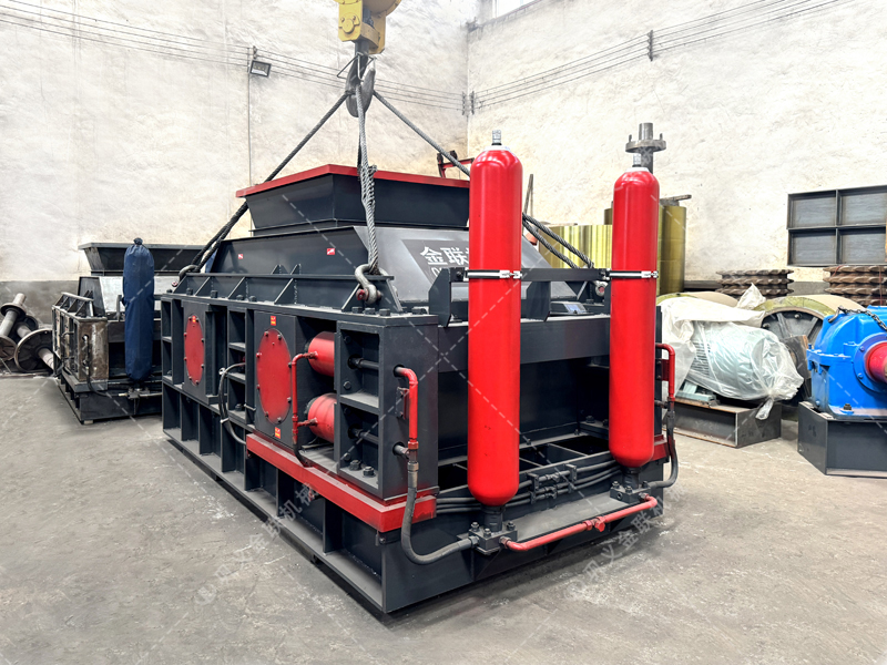 砂石级配不合理拖垮混凝土质量？液压对辊正能量网站入口能否破解这一难题？